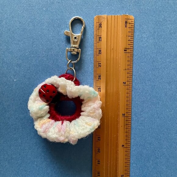 Floral Keychain, Keychain Charm, Crochet Easter Gift, Handmade Backpack Charm - Picture 6 of 6